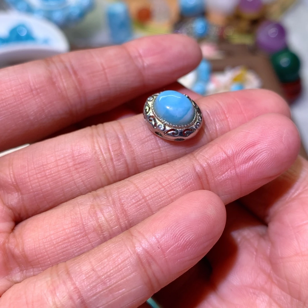 针钠钙石未镶嵌手饰