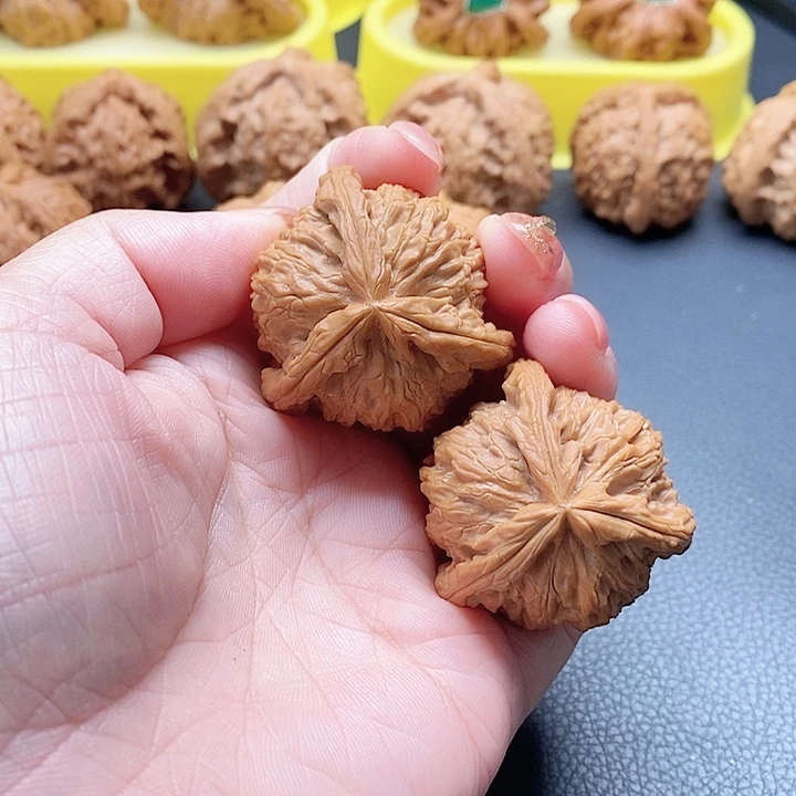 帅****恭喜大哥喜提爱核