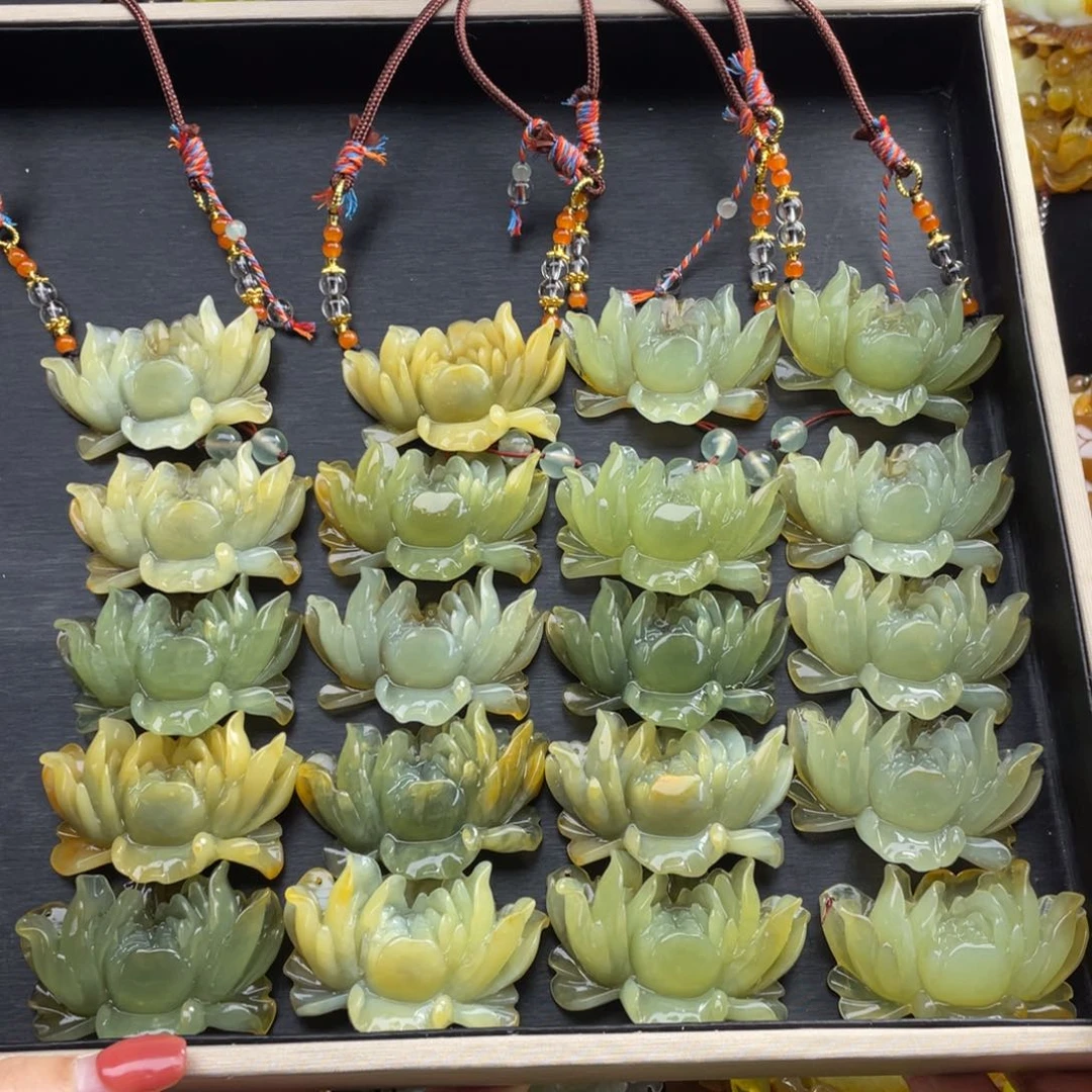 未镶嵌蛇纹石玉颈饰君*