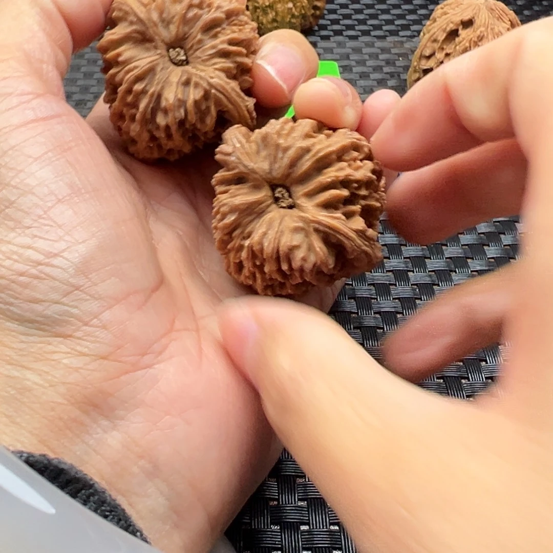 S***檬吊坠文玩核桃南疆