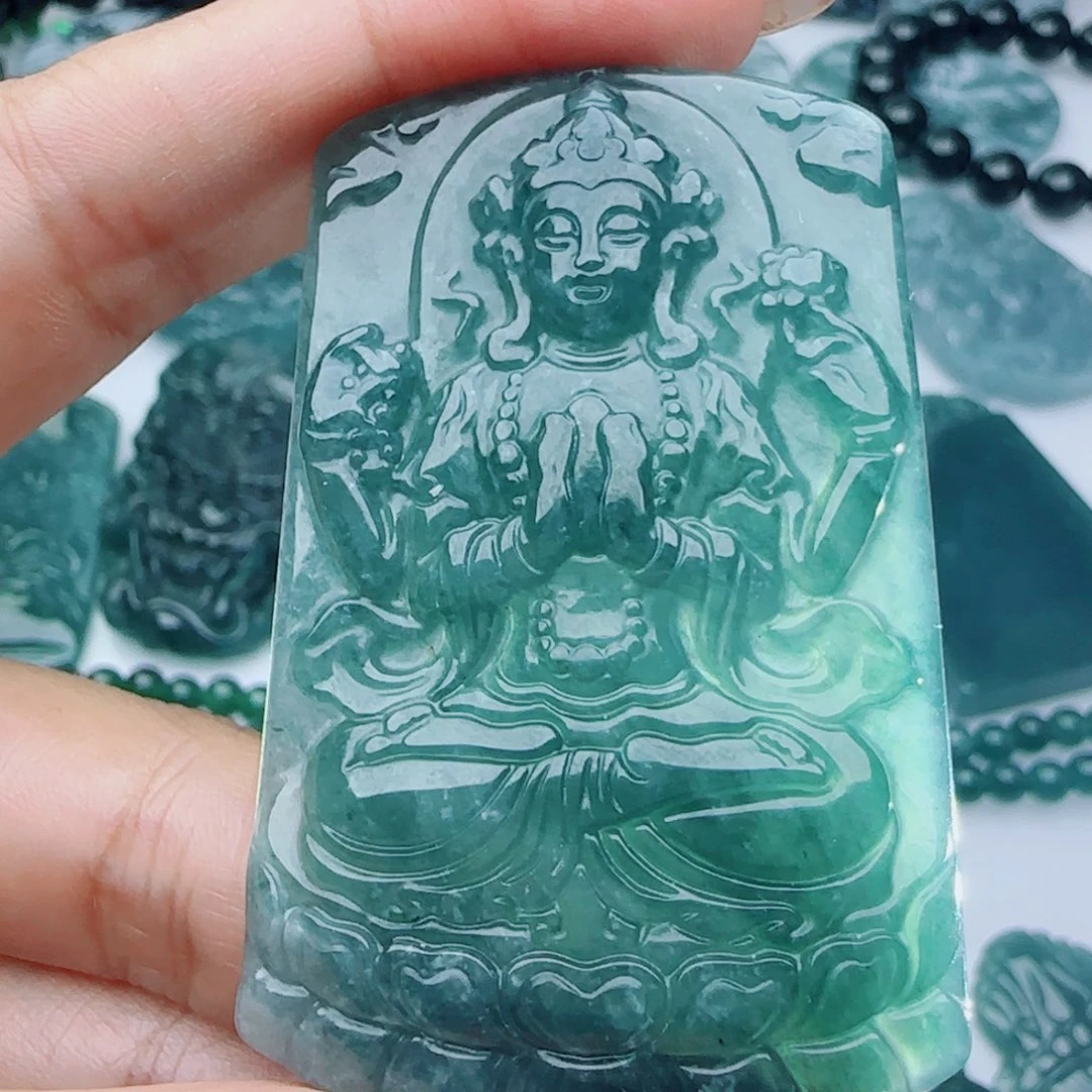 颈饰未镶嵌翡翠多样性发货天然的A货翡翠