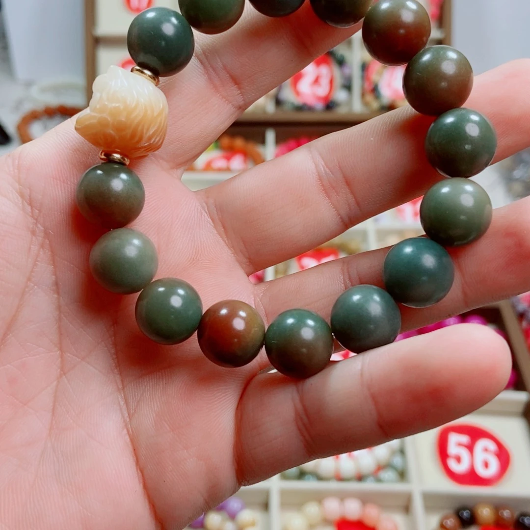 白玉菩提吊坠?****O4元到手了