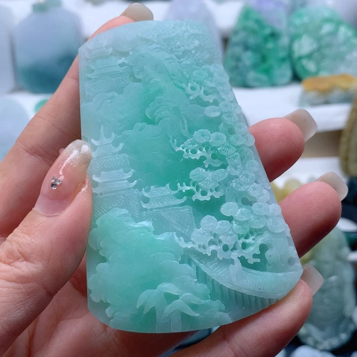 定制翡翠未镶嵌山水牌