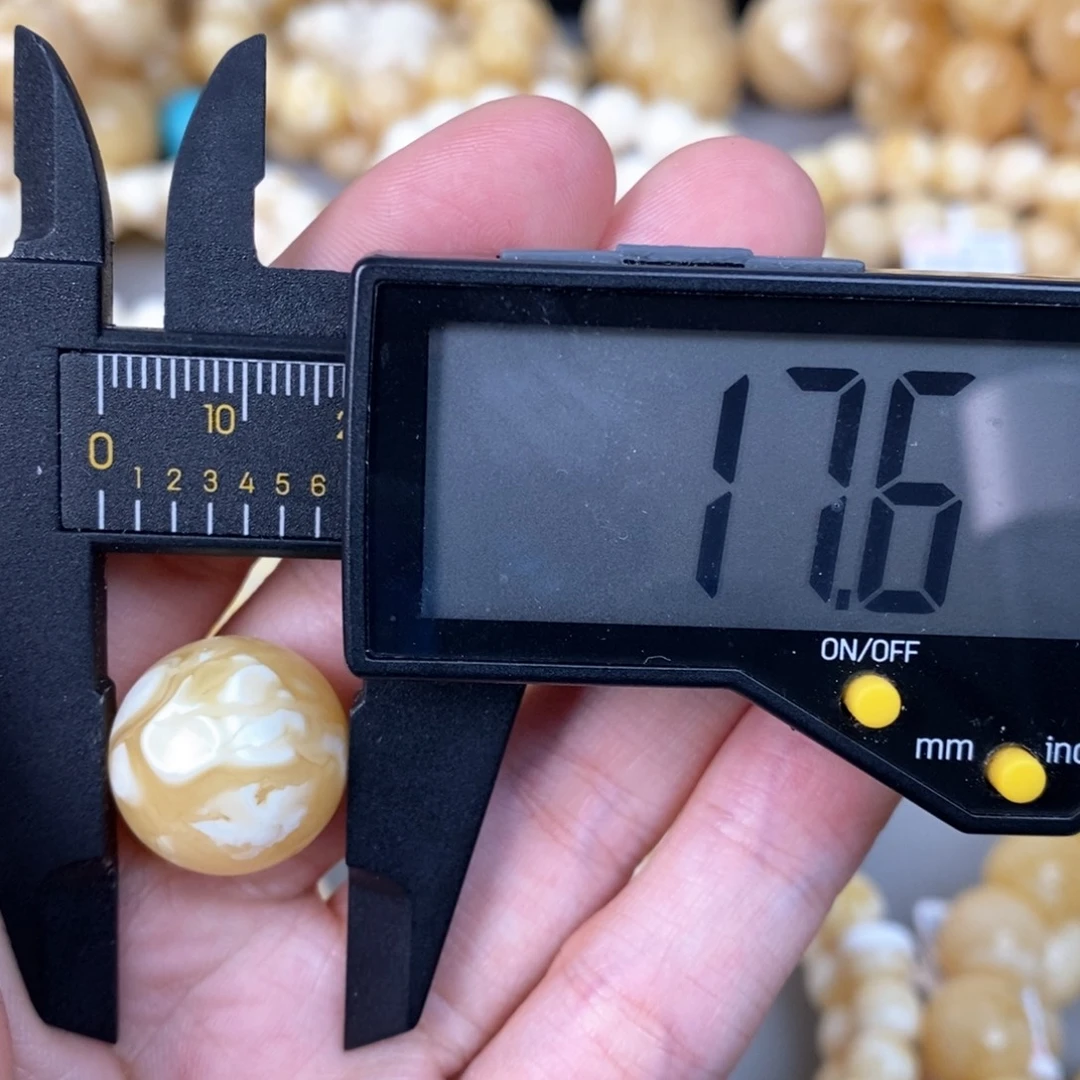 蜜蜡未镶嵌珠宝奇石3g