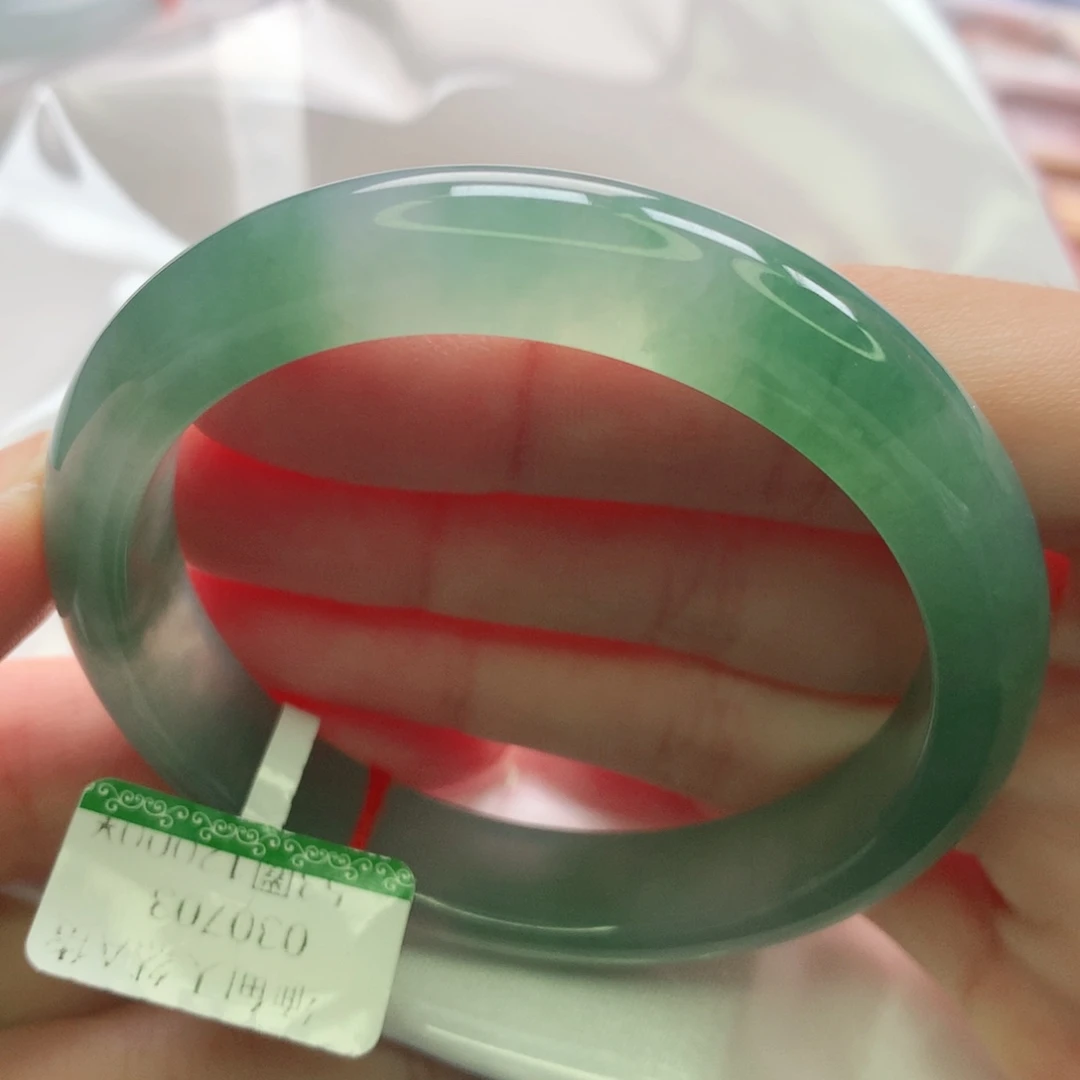 翡翠未镶嵌手镯缅甸5354