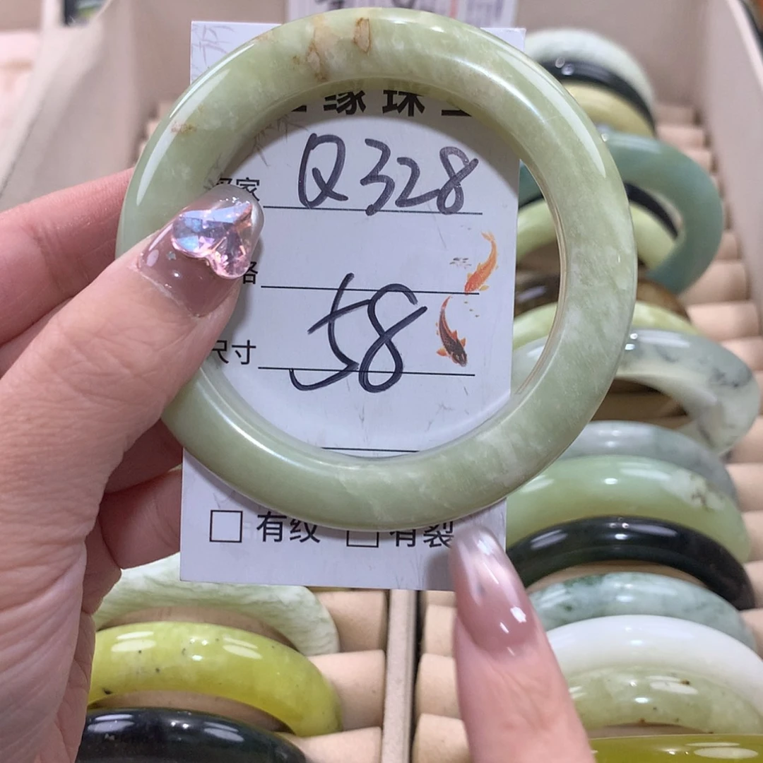 【闪购商品】未镶嵌蛇纹石玉手镯