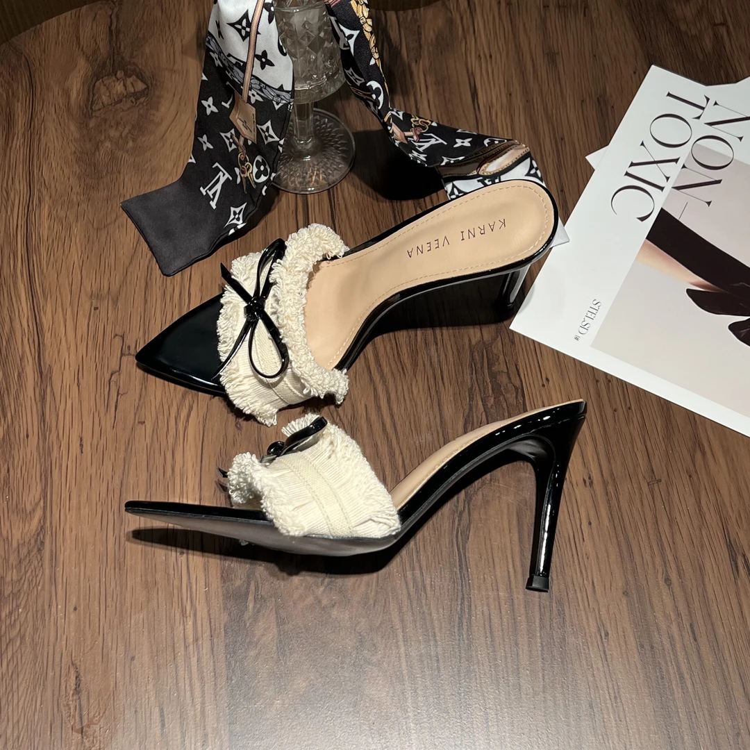 2025夏季新款女士一字带尖头高跟鞋细跟凉鞋拖鞋女外穿小香风女鞋