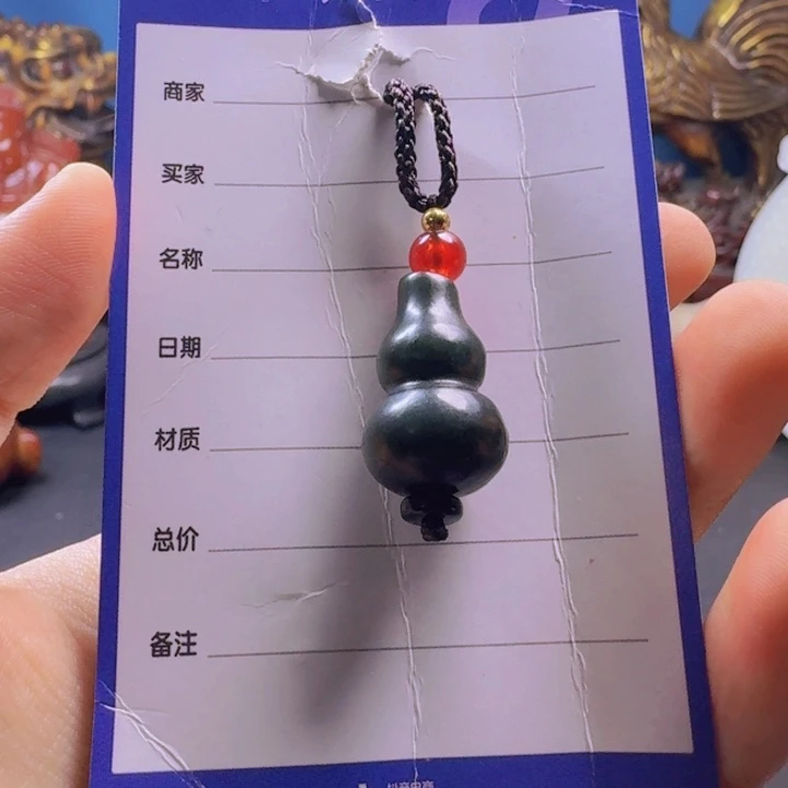 和田玉未镶嵌颈饰一*