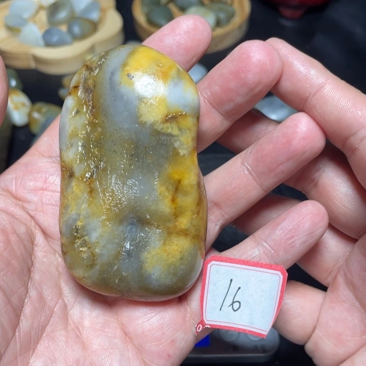 和田玉未镶嵌颈饰16