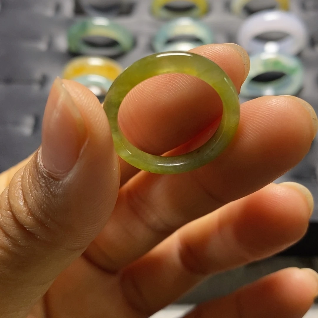 翡翠戒指未镶嵌26号圈口