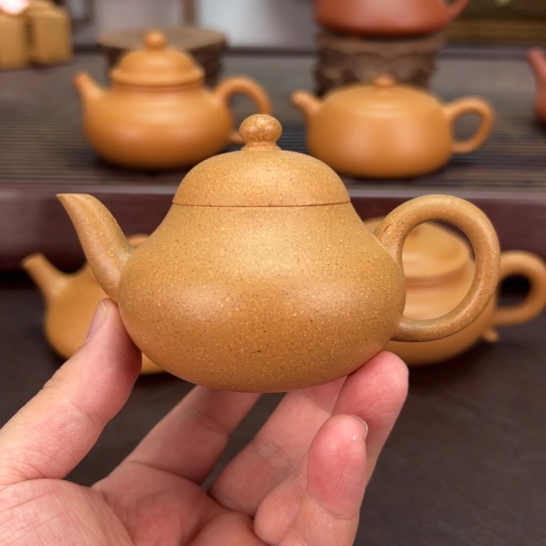 紫砂茶壶黄金段 120 毫升