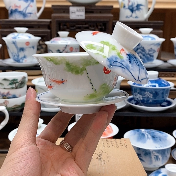 手绘五彩荷花悬停盖碗150cc釉下彩微瑕福利款