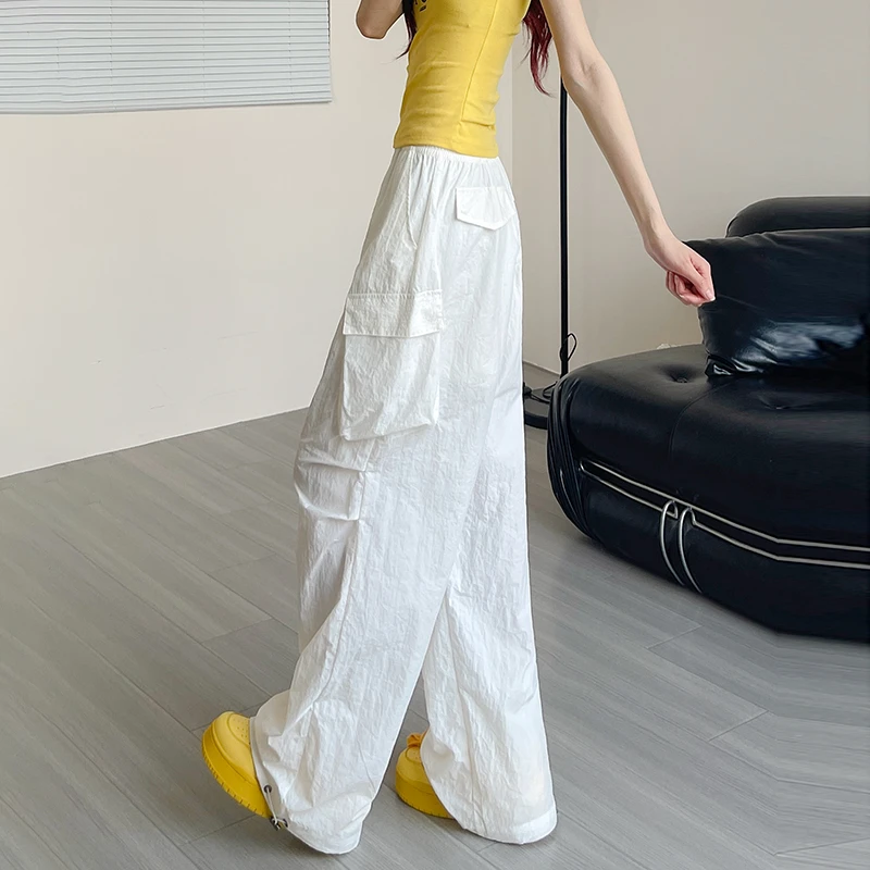 白色速干工装裤女夏季2025防晒降落伞兵裤户外斜口袋美式阔腿裤子