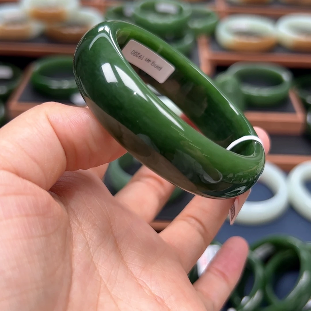 未镶嵌手镯和田玉（碧玉）57