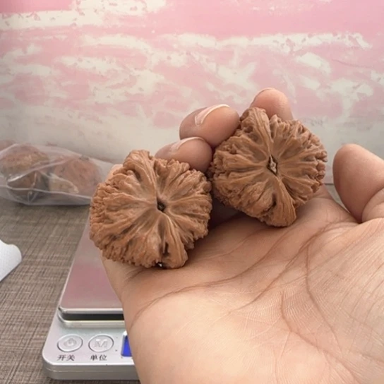 桃核吊坠乐*?核桃核桃