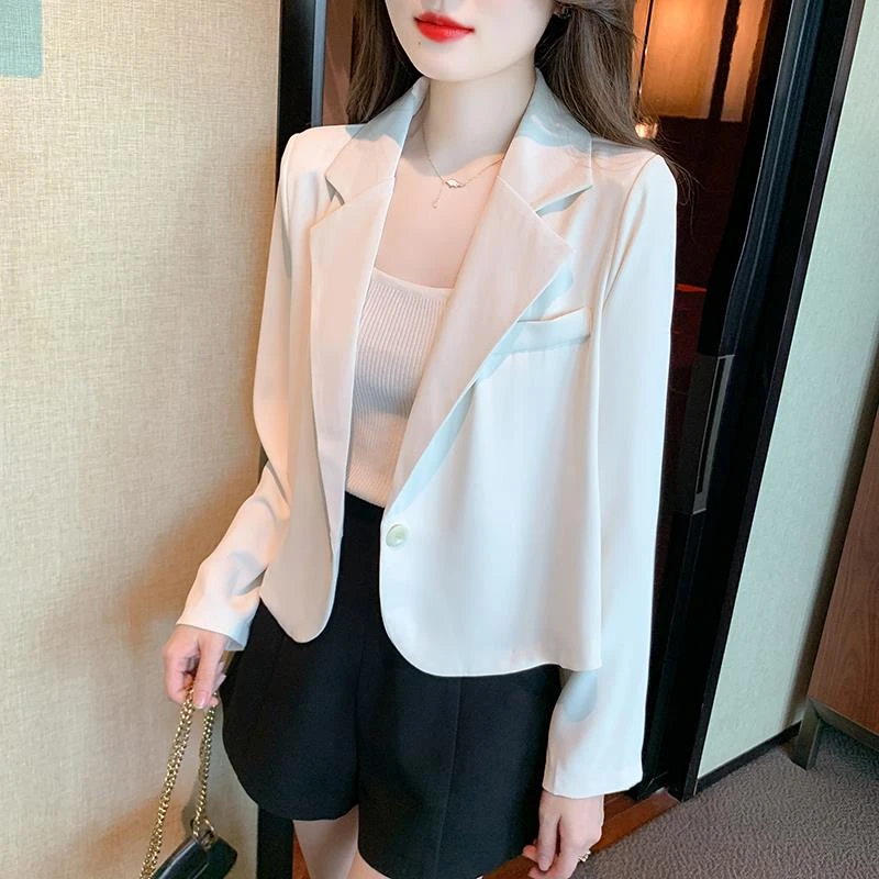 2025秋装大码女装小西装短款外套小个子设计感西服上衣
