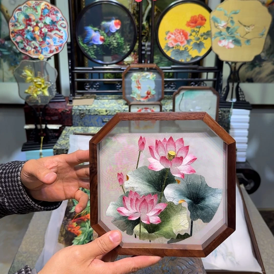 刺绣刺绣工艺精湛