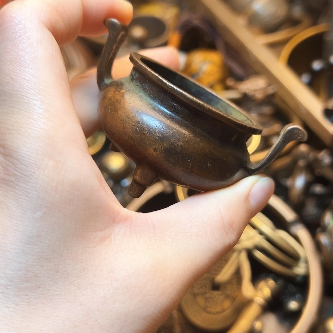 精美铜器工艺品等