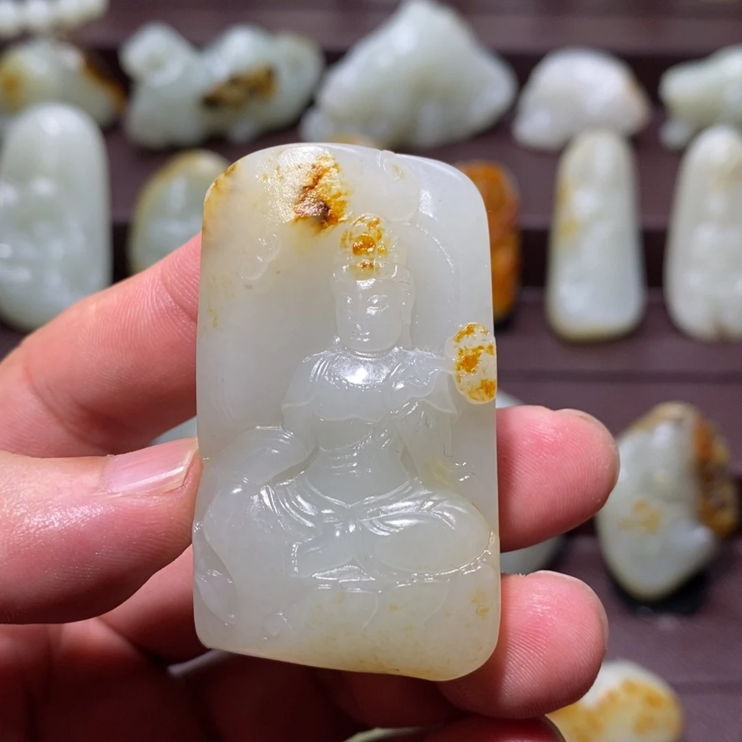 和田玉未镶嵌颈饰