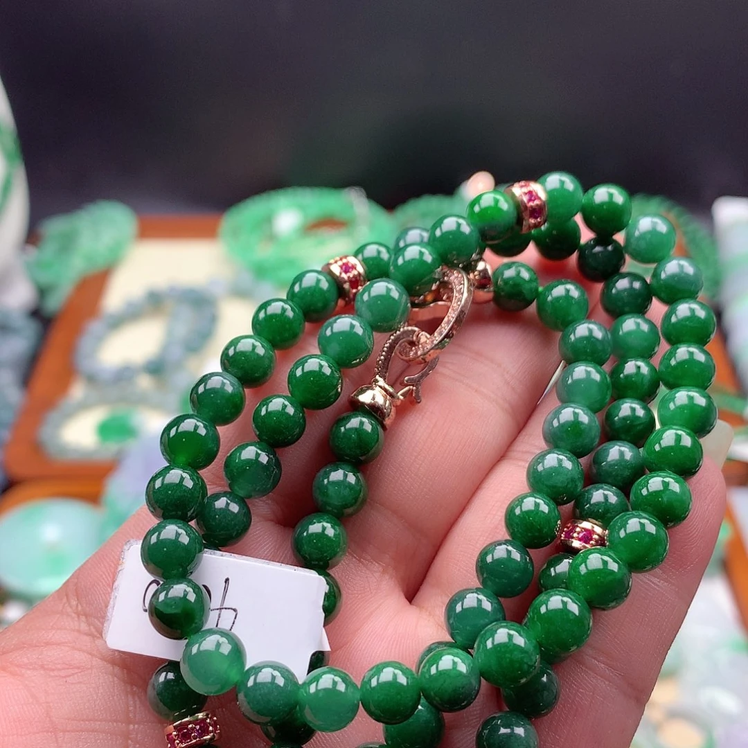 翡翠挂件未镶嵌项链