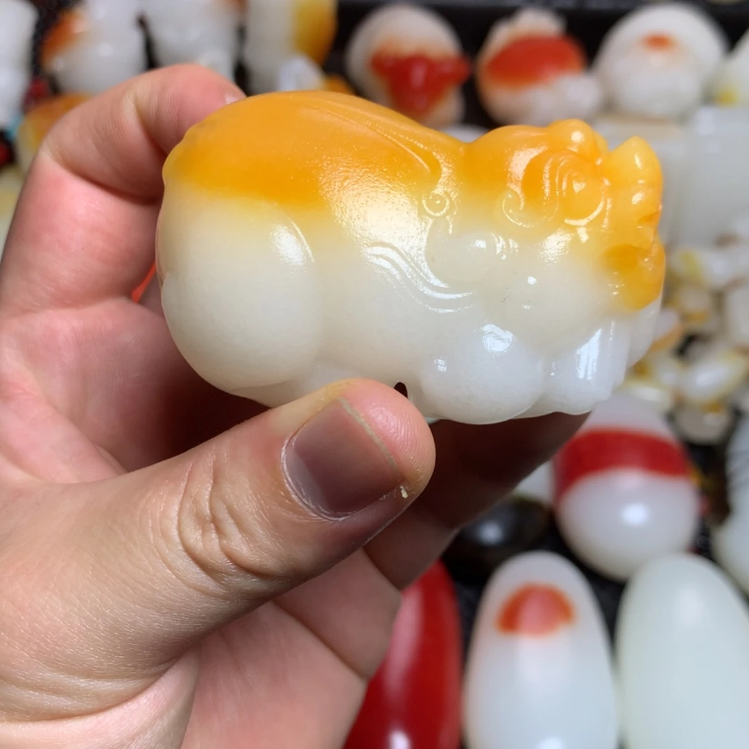 新疆戈壁石五彩石