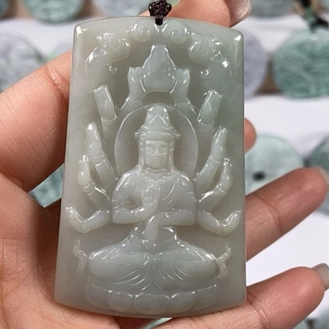 翡翠颈饰未镶嵌千手观音福利