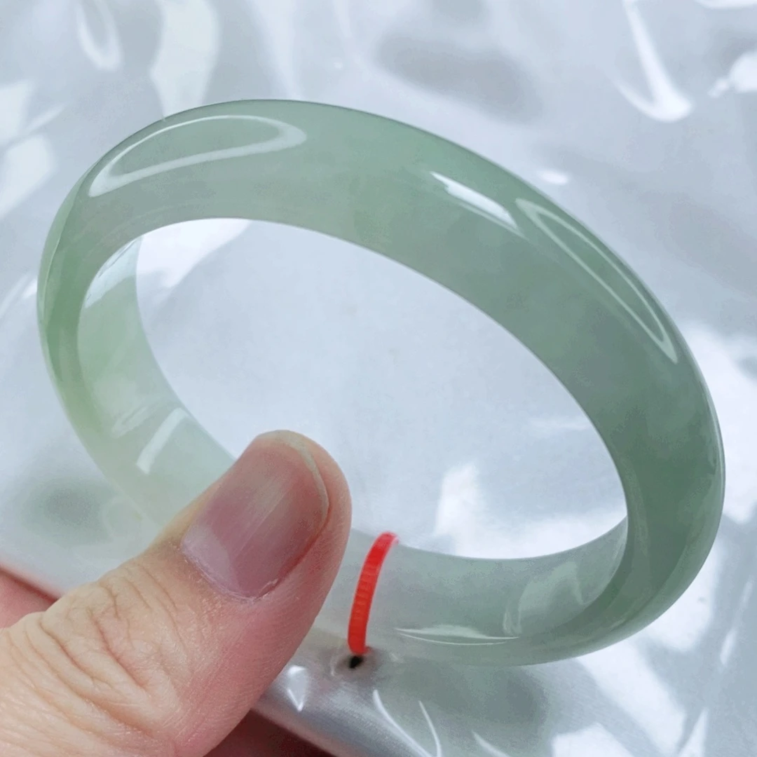 未镶嵌手镯翡翠52.8圈口贵妃