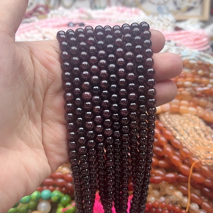 玛瑙/玉髓珠宝半成品未镶嵌一条5mm左右石榴石几颗有瑕