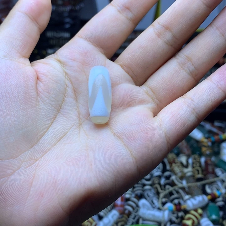 未镶嵌颈饰玛瑙/玉髓