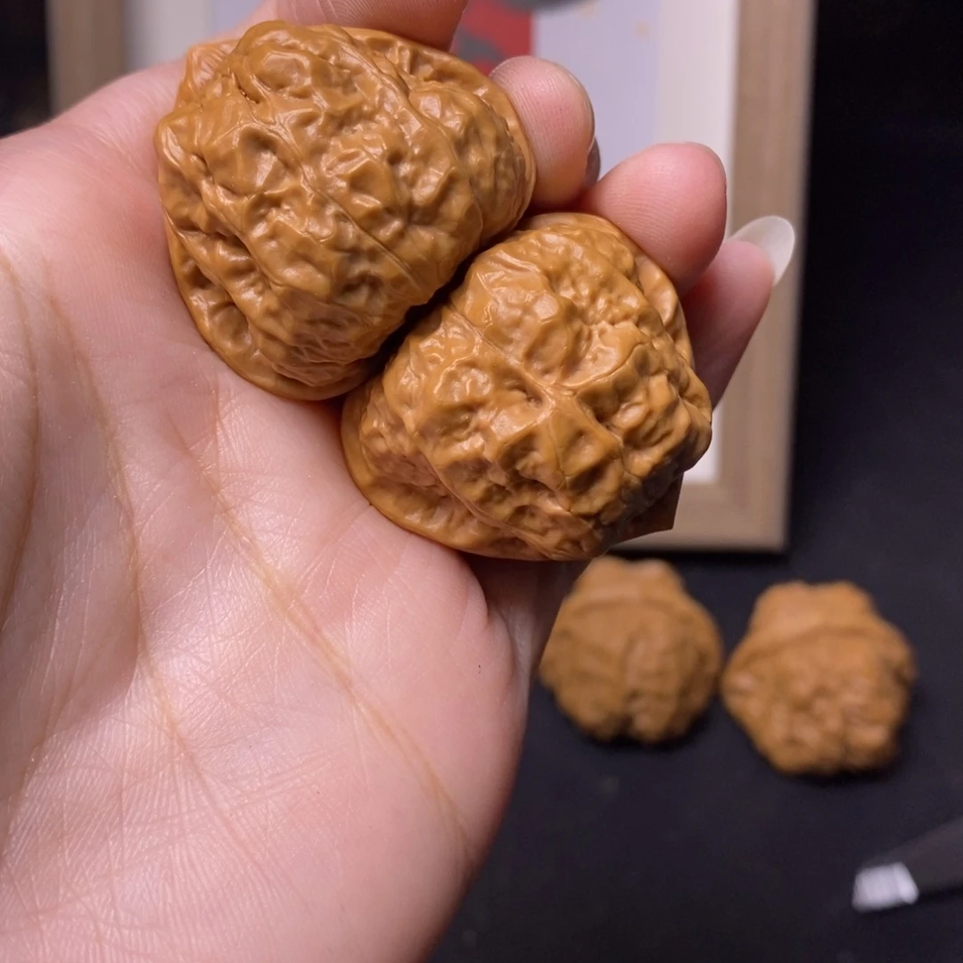 小***志文玩核桃吊坠蛤蟆