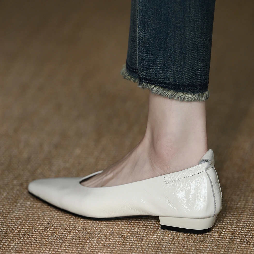 浅口奶奶鞋女2025新款软牛皮松紧一脚蹬方头舒适低粗跟单鞋