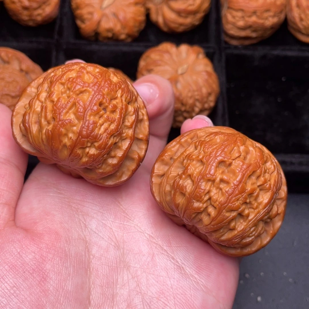 38碧玺（处理）文玩