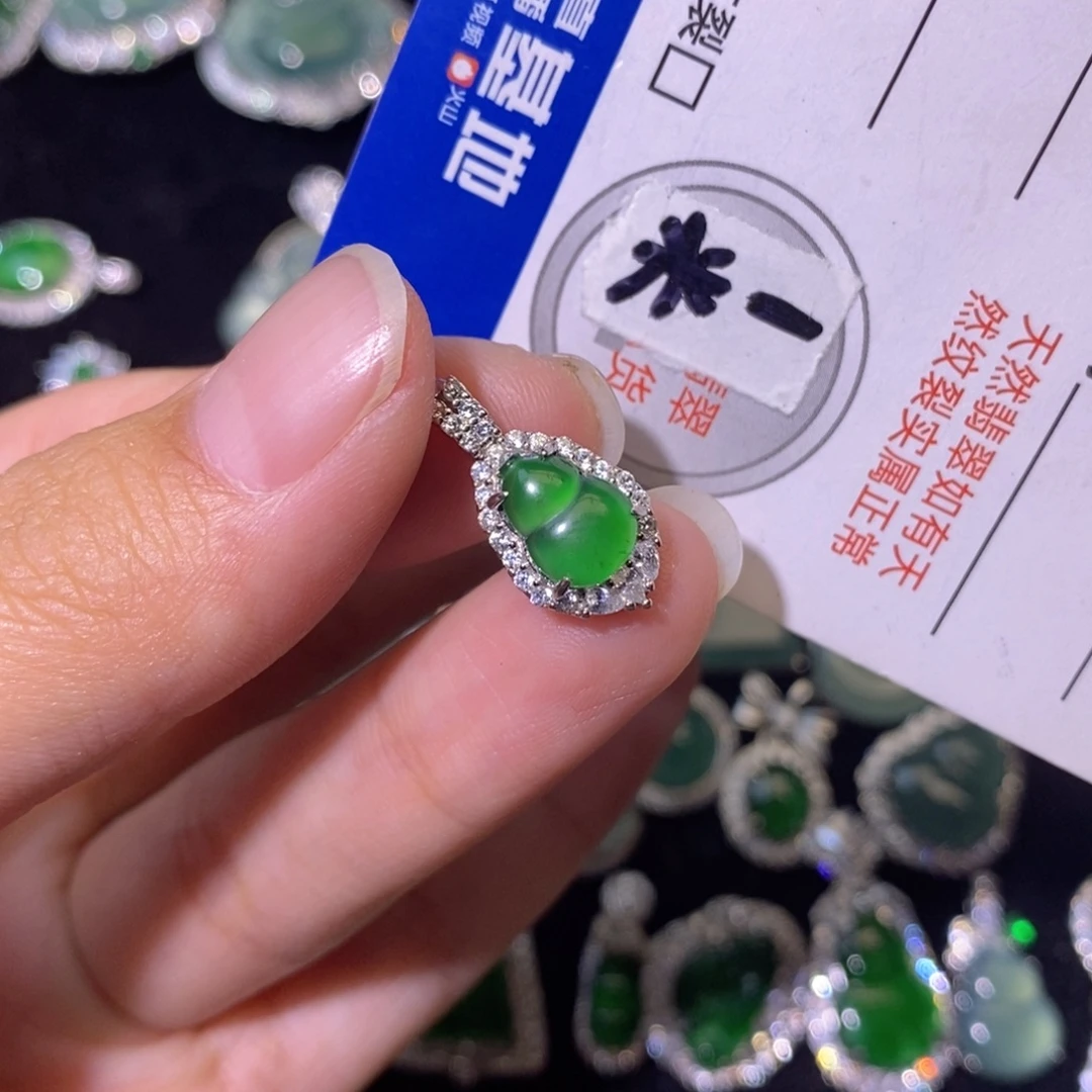 翡翠银S925镶嵌颈饰天然
