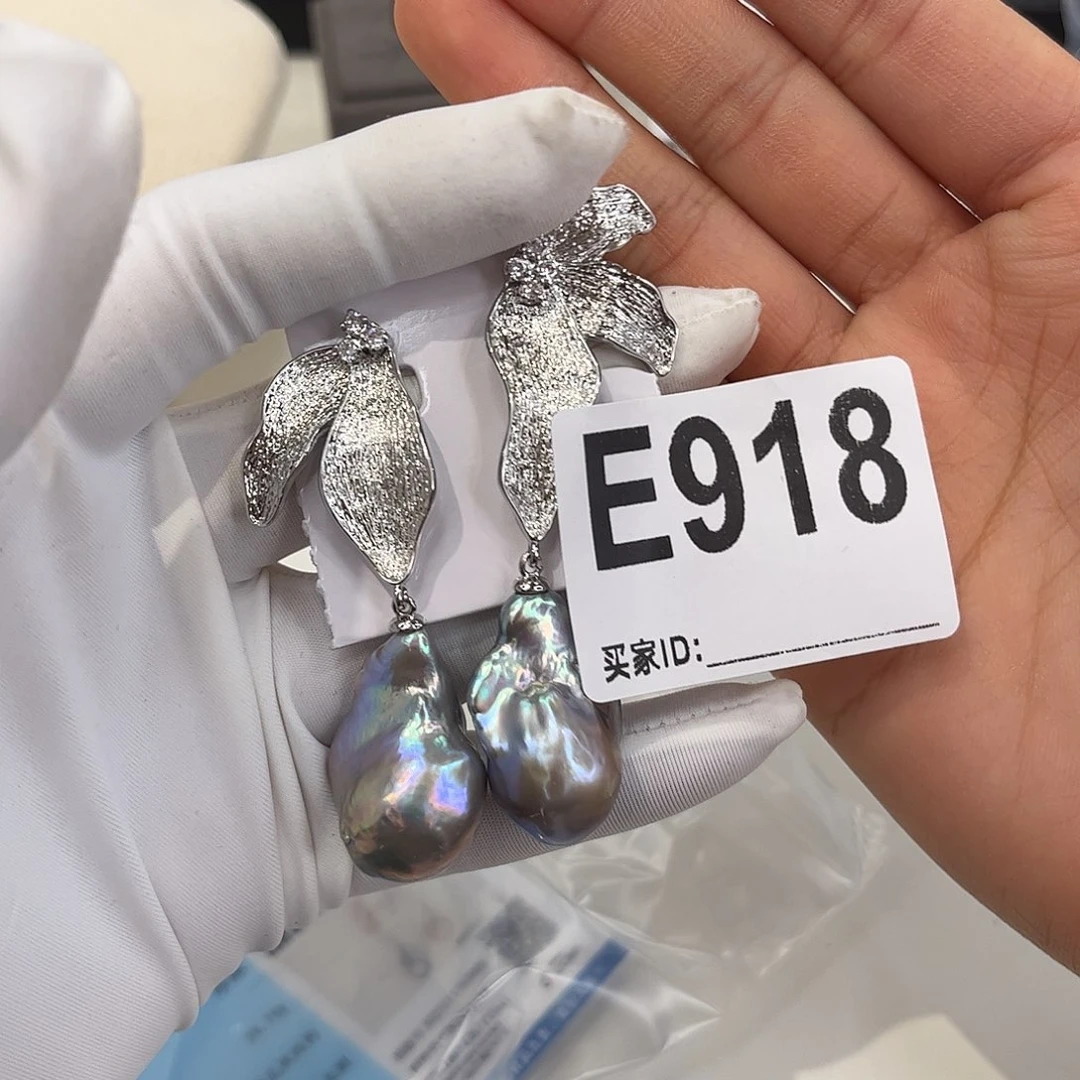 淡水珍珠合金耳饰