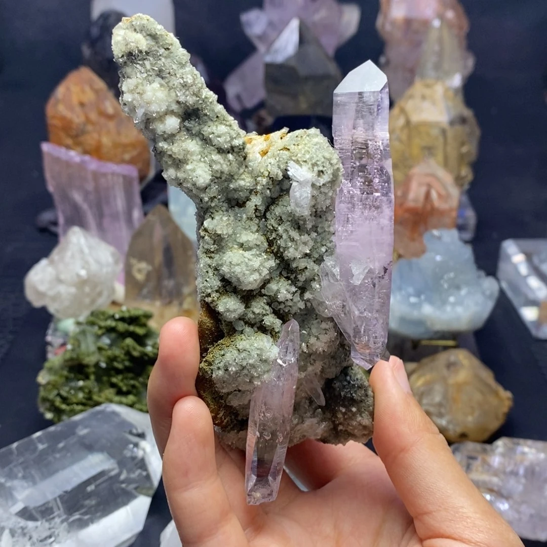 水晶摆件未镶嵌墨西哥克鲁兹浮生带底岩