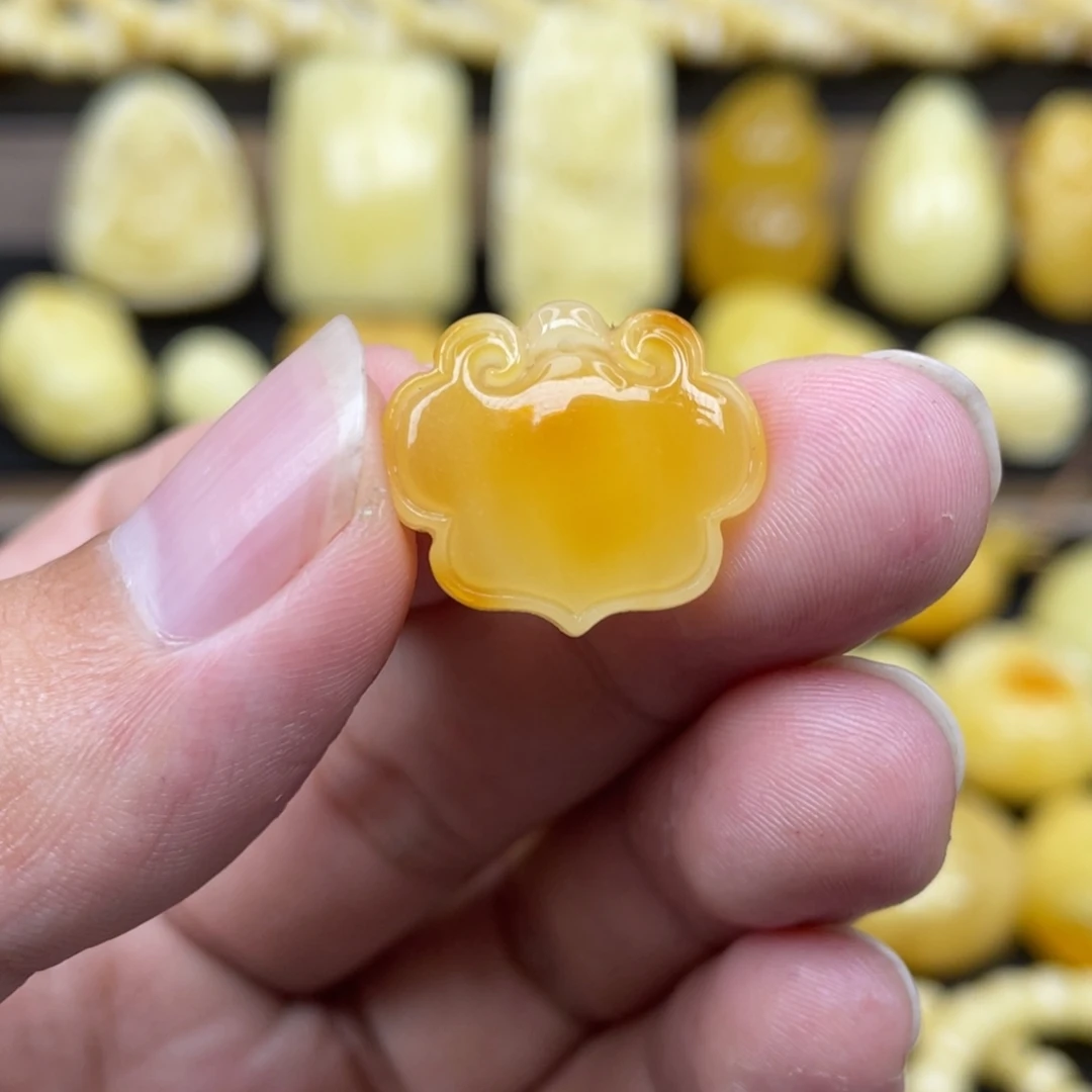 琥珀未镶嵌裸石琥珀蜜蜡