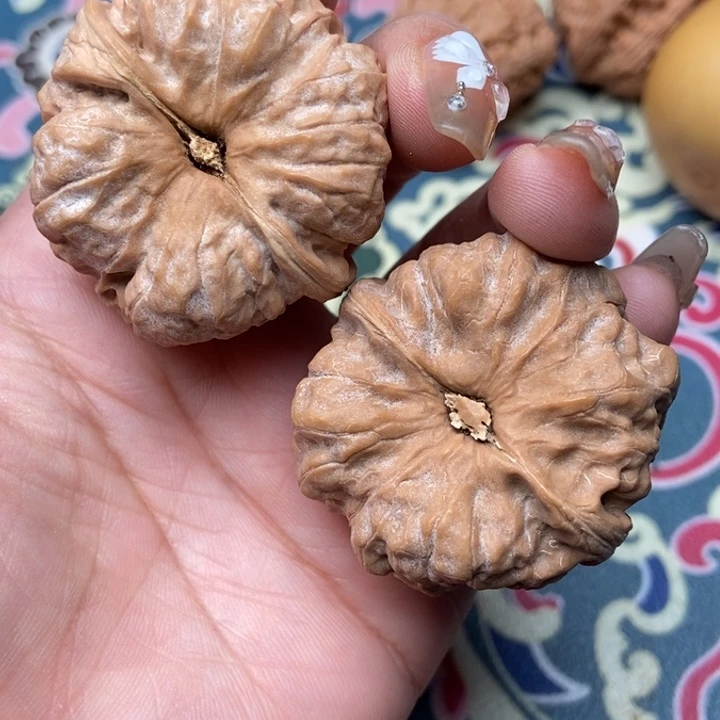 文玩核桃把件T****r蛤蟆头