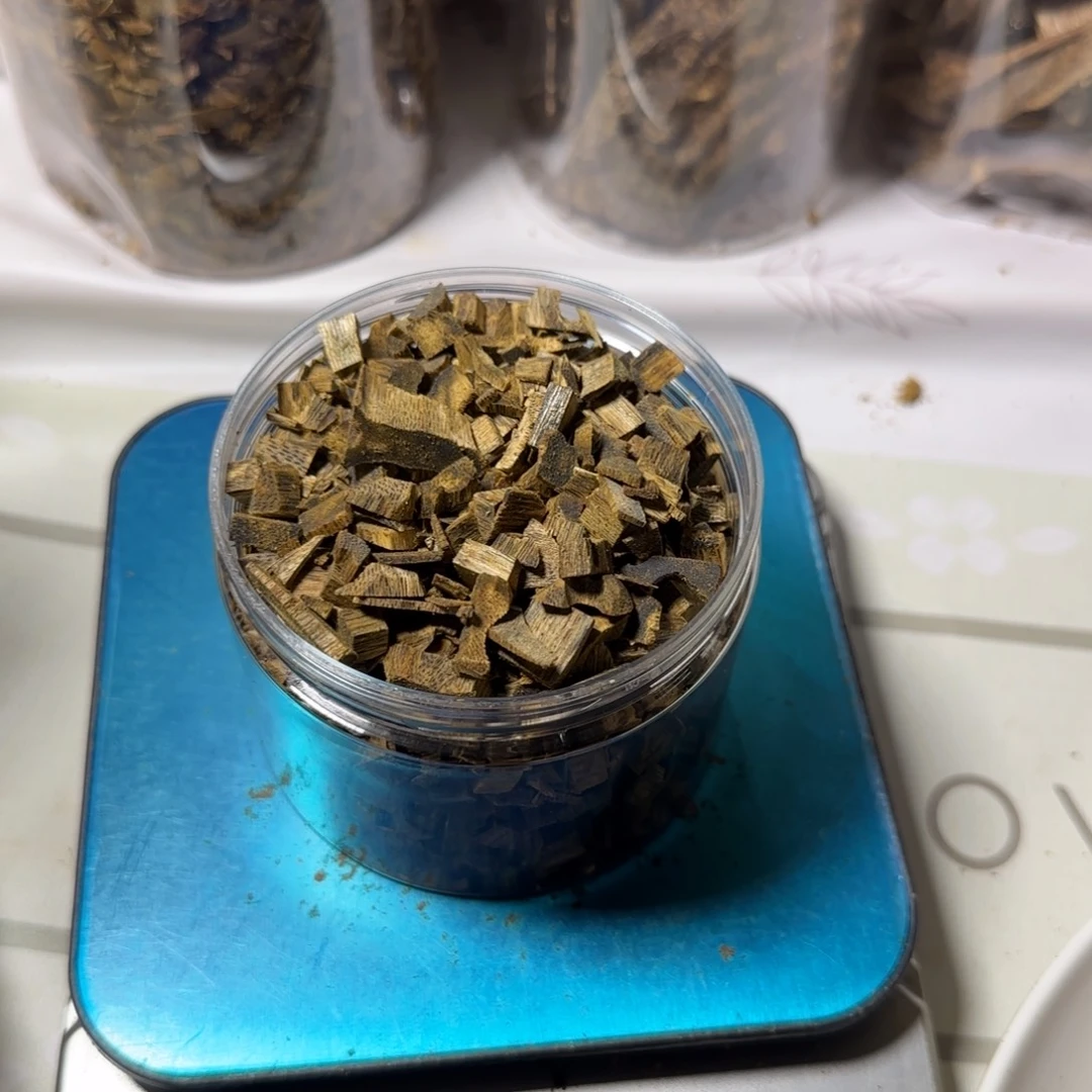 细***流沉香碎屑沉香乌身102克