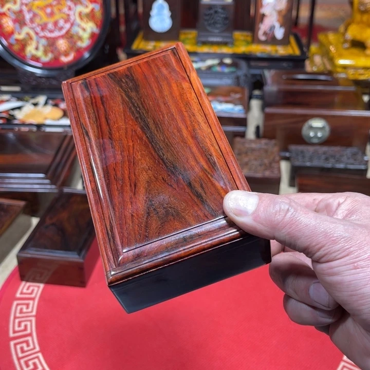 紫檀木类成套家具