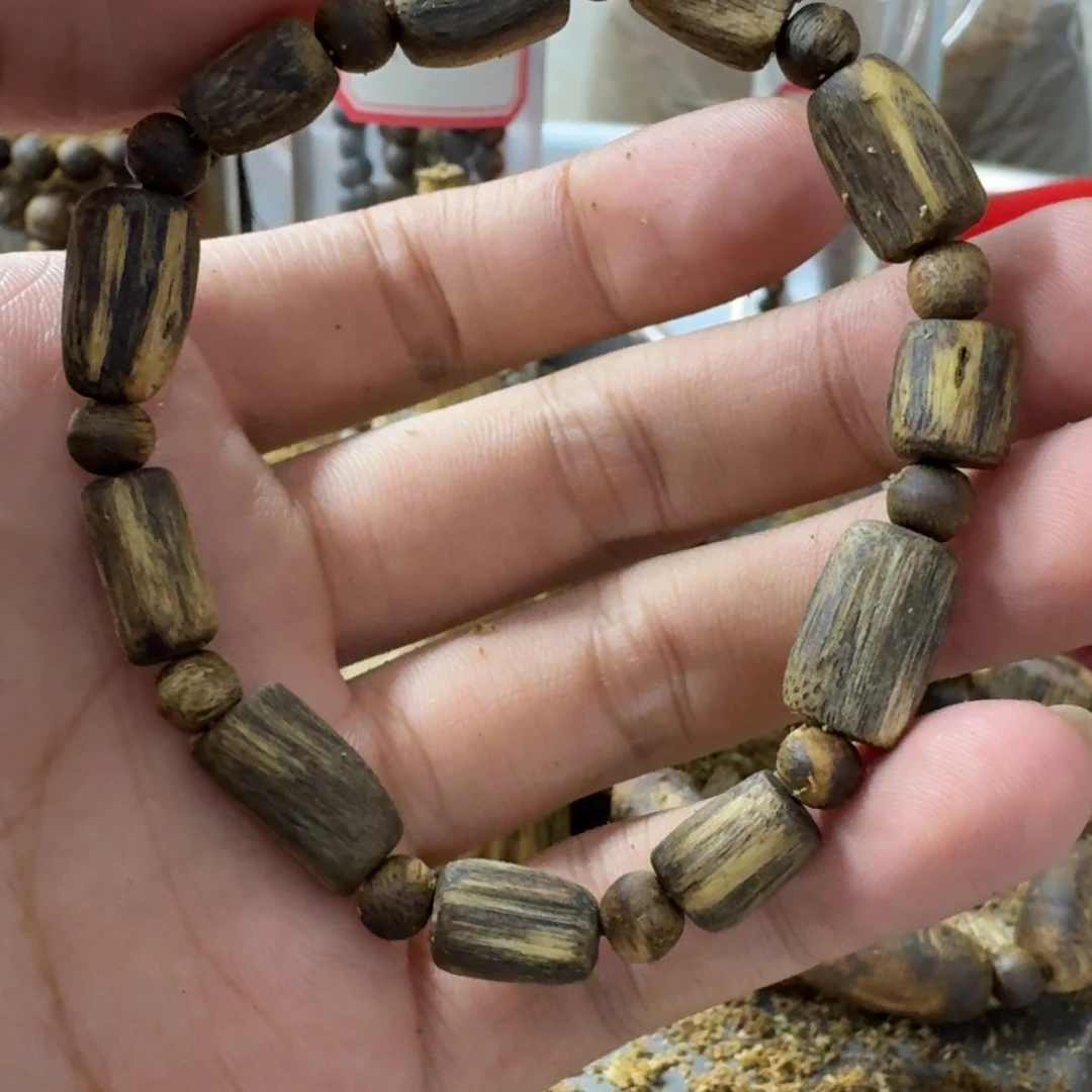 沉香碎屑沉香树心油