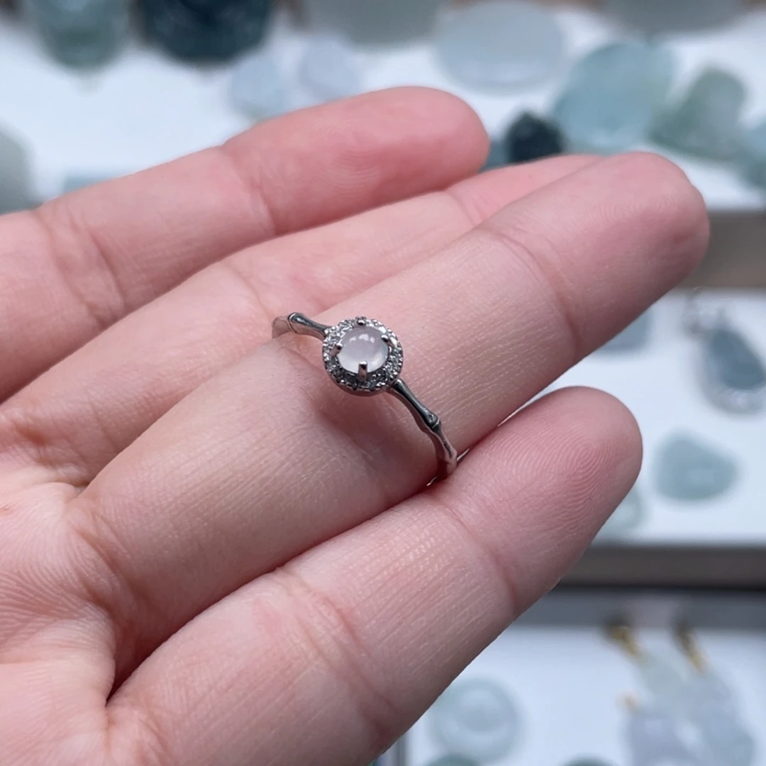 翡翠未镶嵌颈饰22