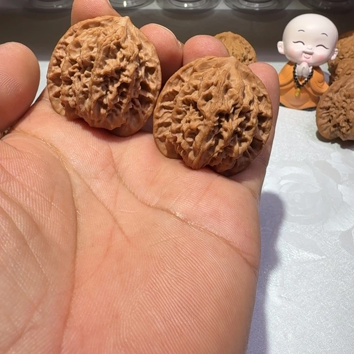 吊坠文玩核桃老树盘龙纹