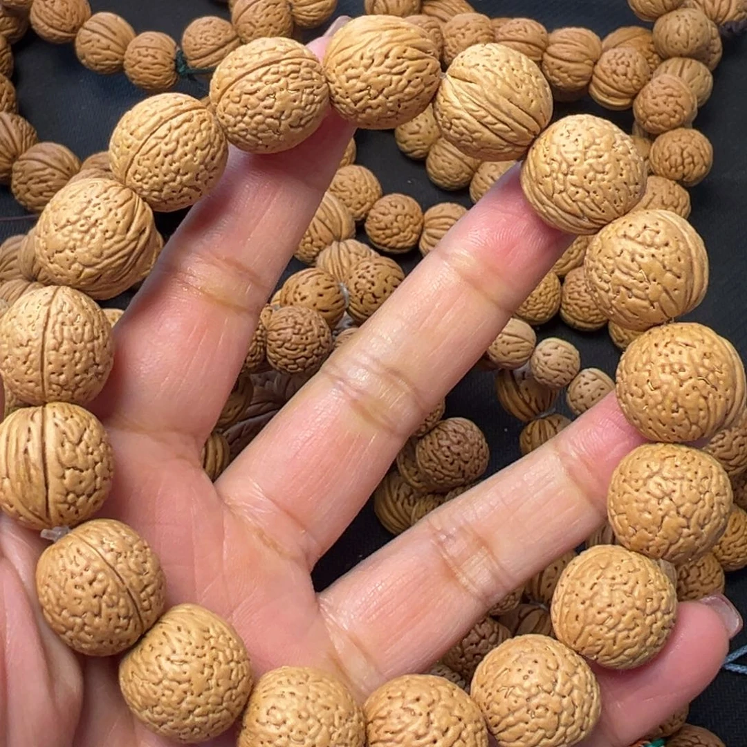 无事牌桃木蚂蚁蛋桃核手串