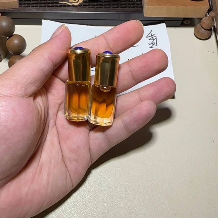 老山檀香精油3g两瓶