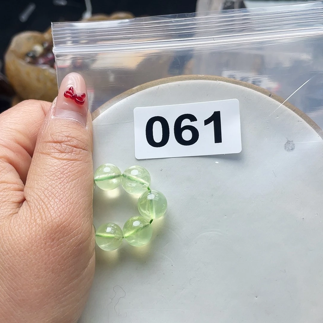 水晶手串061。 未镶嵌迈**觉