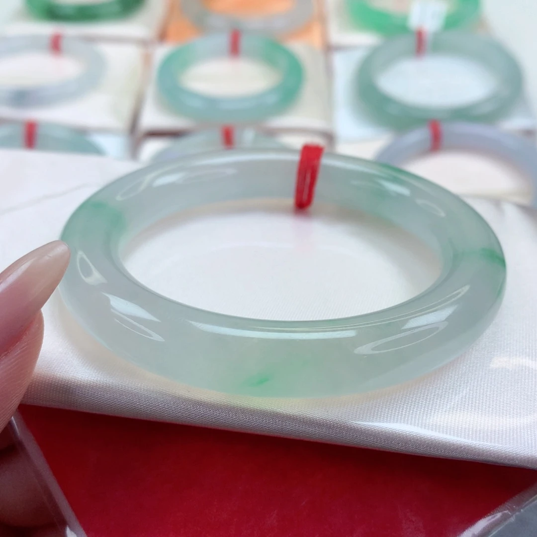 未镶嵌手镯翡翠9911情愫初开 冰透 起光 高货微瑕