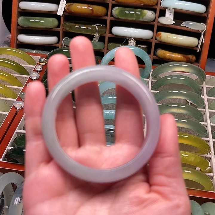 岫玉未镶嵌手镯岫玉