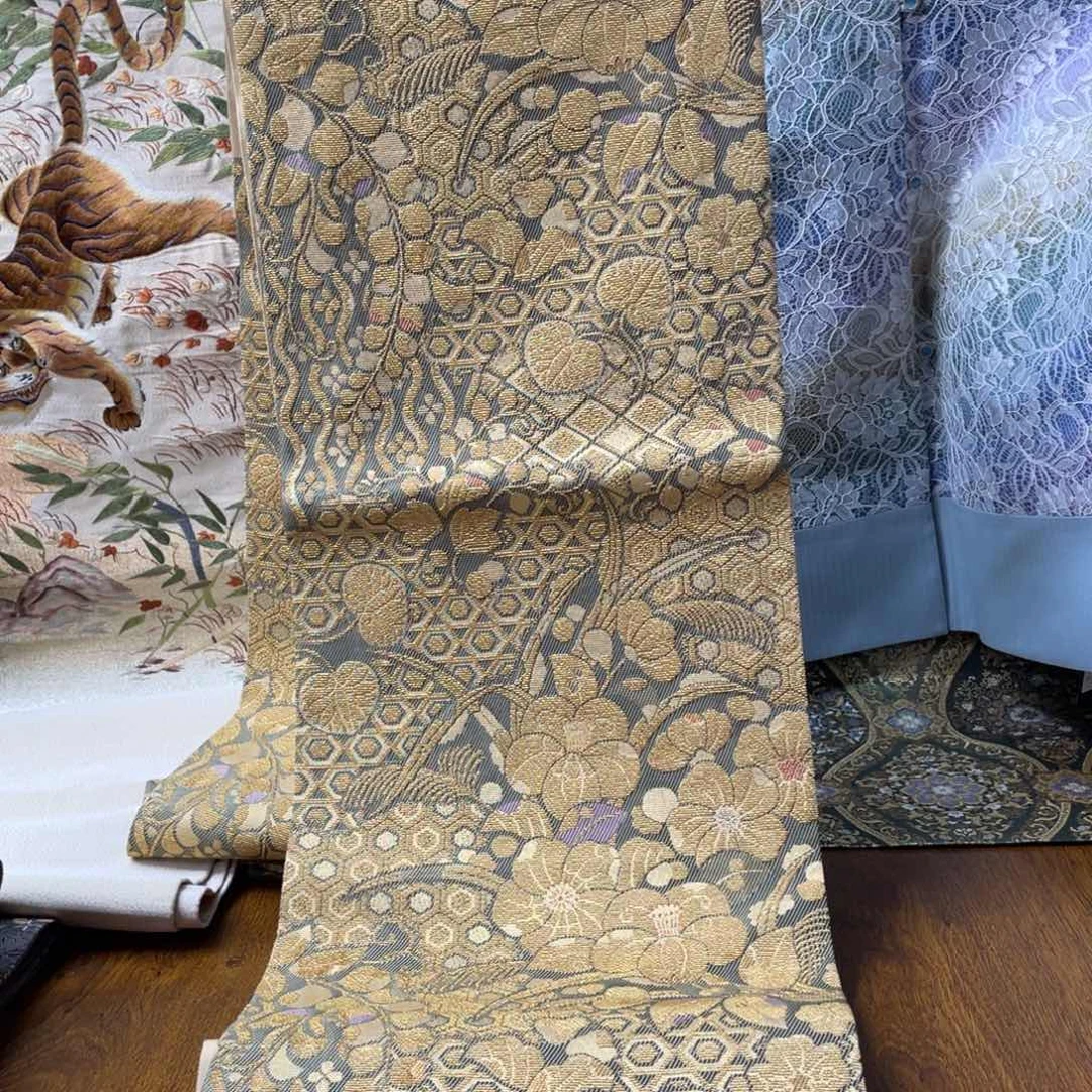 织绣轮奈织轮奈织