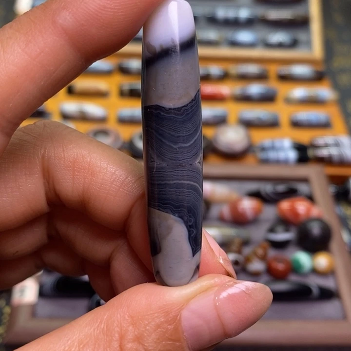 未镶嵌玛瑙/玉髓珠宝半成品熊**重