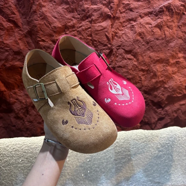 【达人】19015最炫民族风休闲鞋女士时尚磨砂时尚软底【新疆包邮】